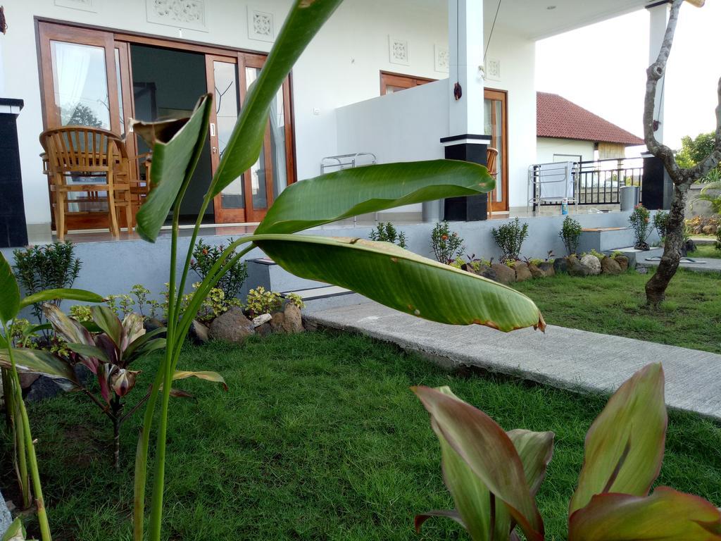 Minory Guesthouse Amed  Luaran gambar